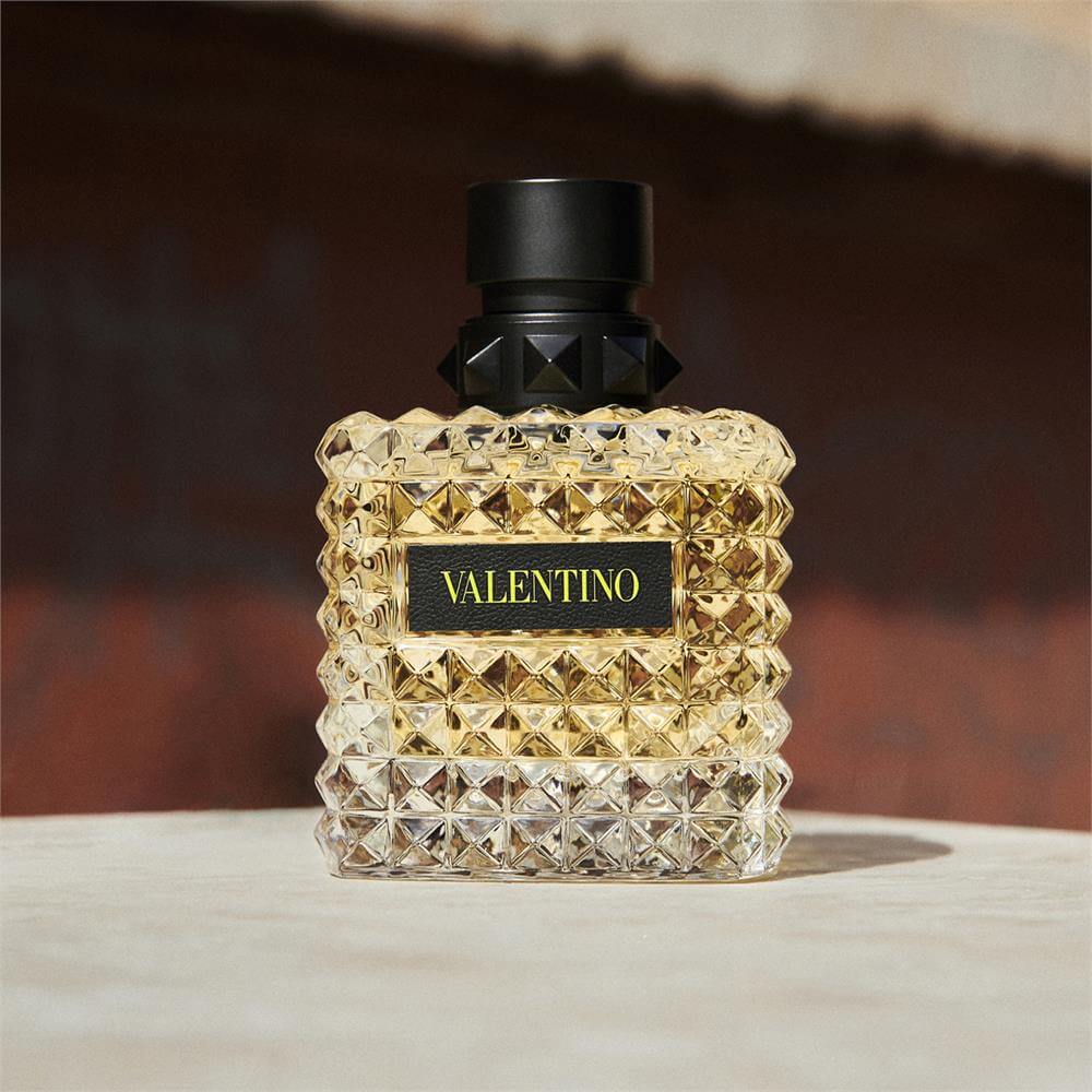 Valentino perfume discount gold